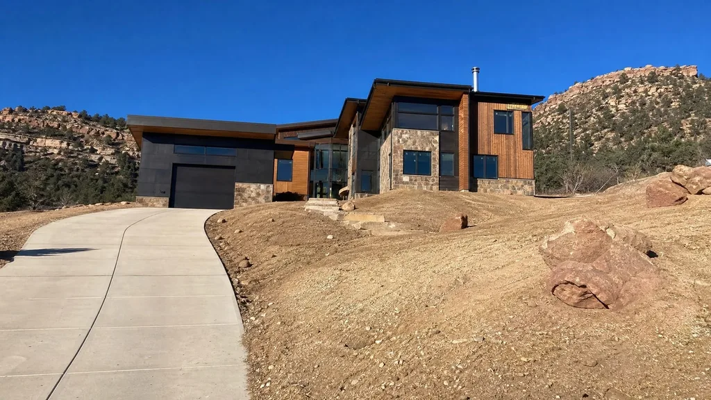 Colorado foothills modern, boulder garden — the original photo