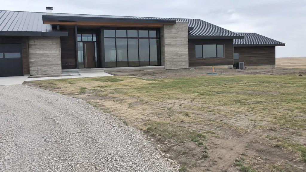 Plains ranch house, prairie meadow — the original photo