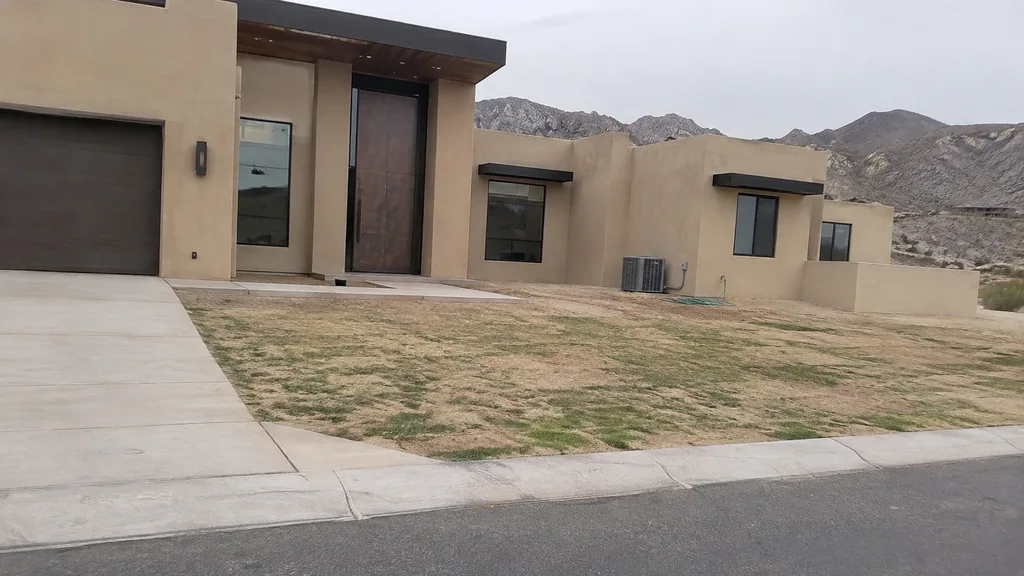 Desert villa, cactus and gravel garden — the original photo