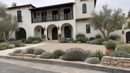 Spanish colonial, gravel garden